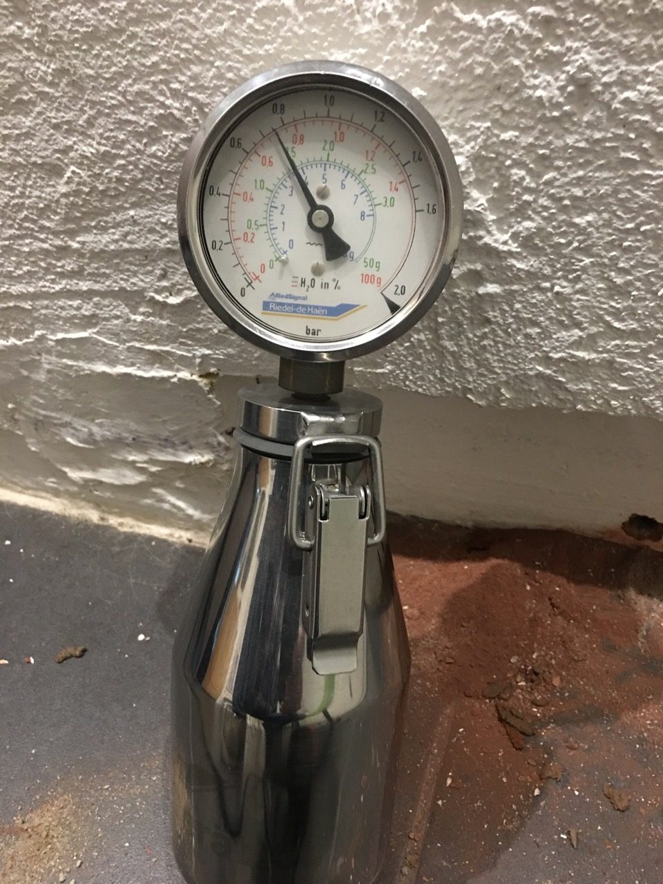 CM-Messung zur Bestimmung der Feuchtigkeit im Mauerwerk