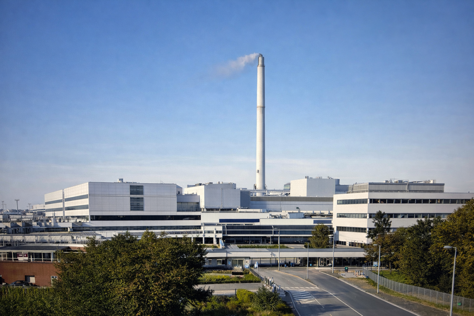 Industriebau Emden – 1974: Abdichtungs- und Fliesenarbeiten innerhalb eines industriell genutzten Produktionsstandortes eines Autoherstellers