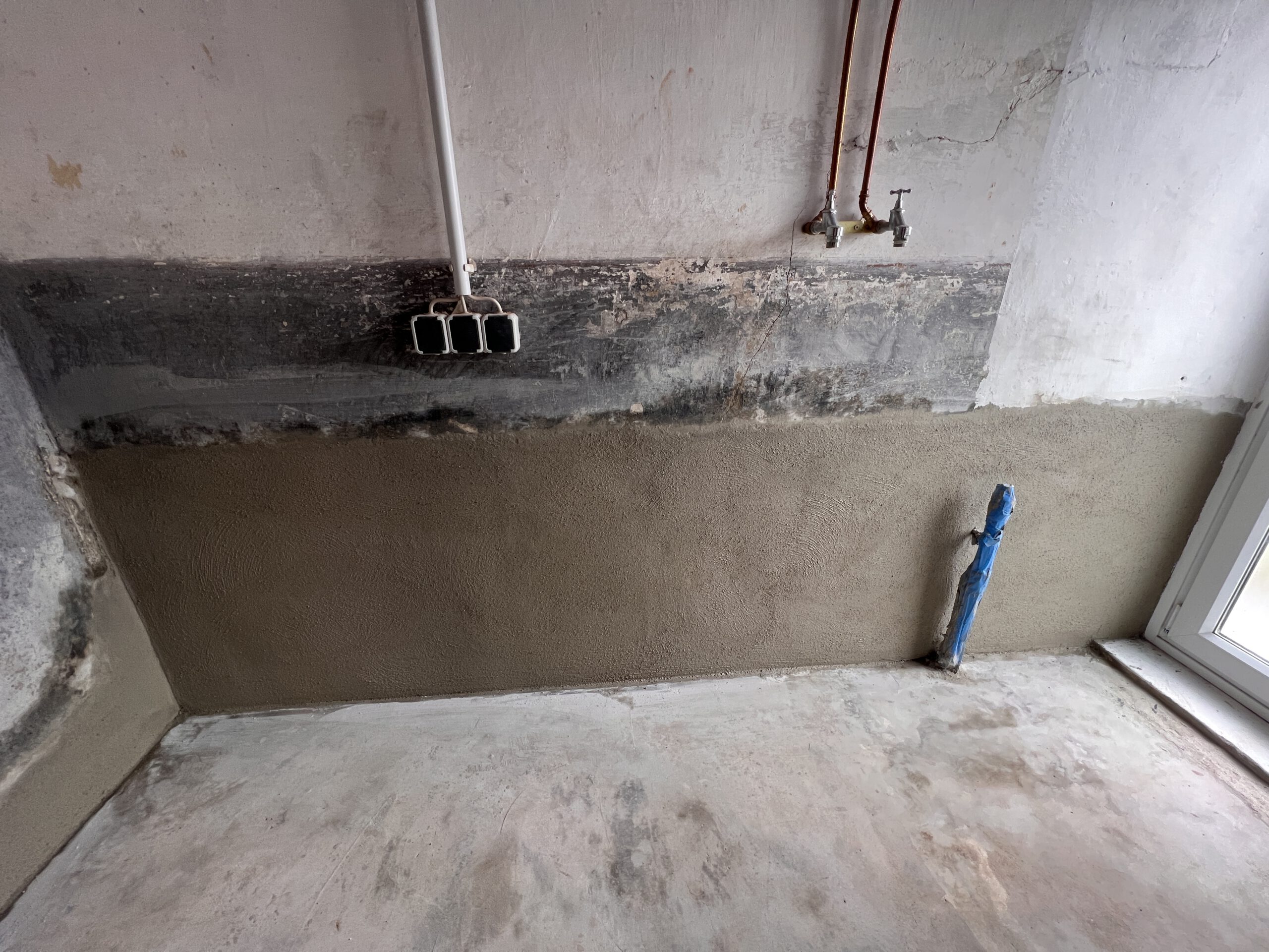 Abgedichtete Keller- und Anbauwand in über 100 Jahre altem Gebäude in Weyhe-Erichshof Heide